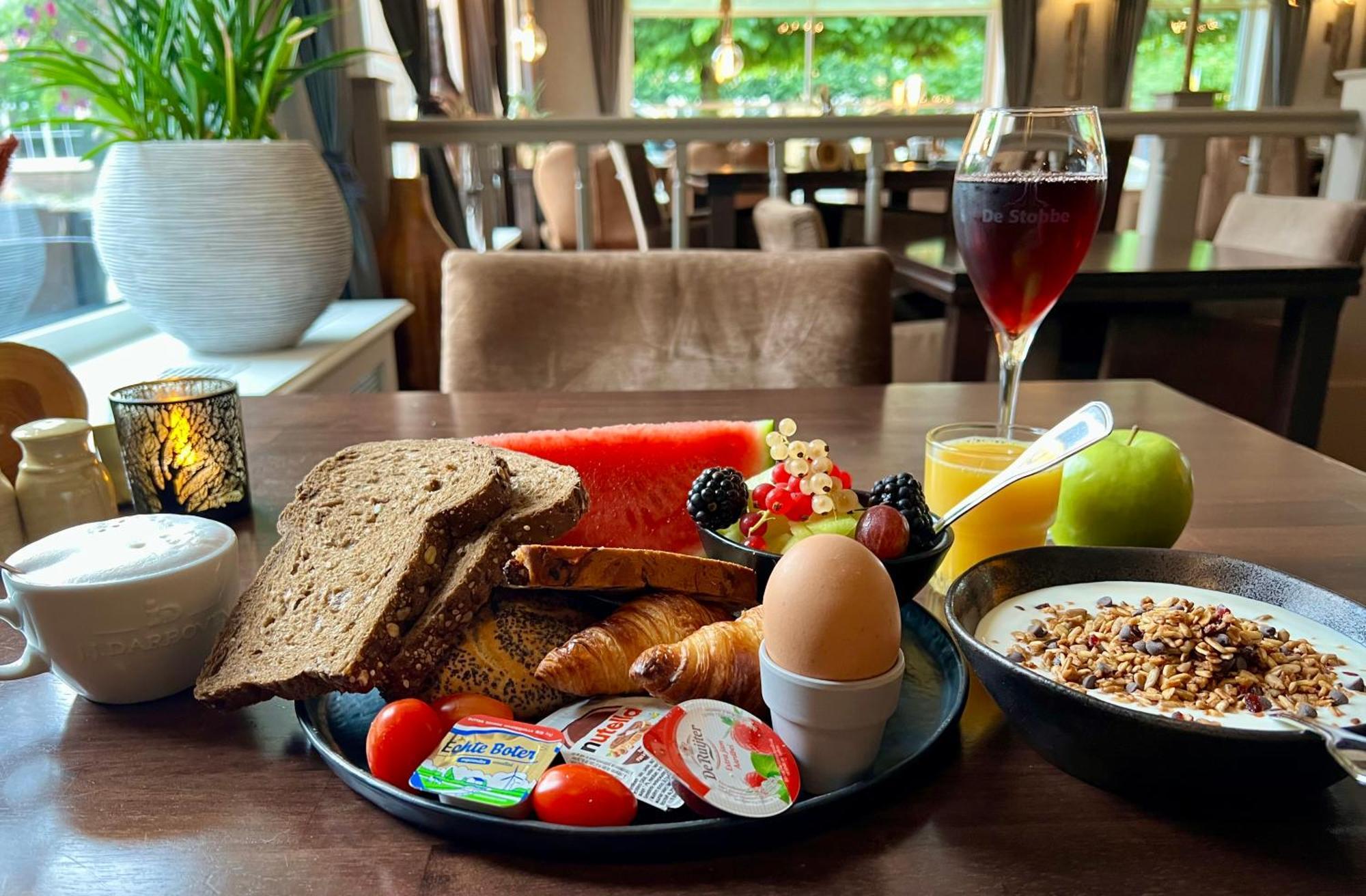 De Stobbe Hotel & Suites Ruinen Екстер'єр фото