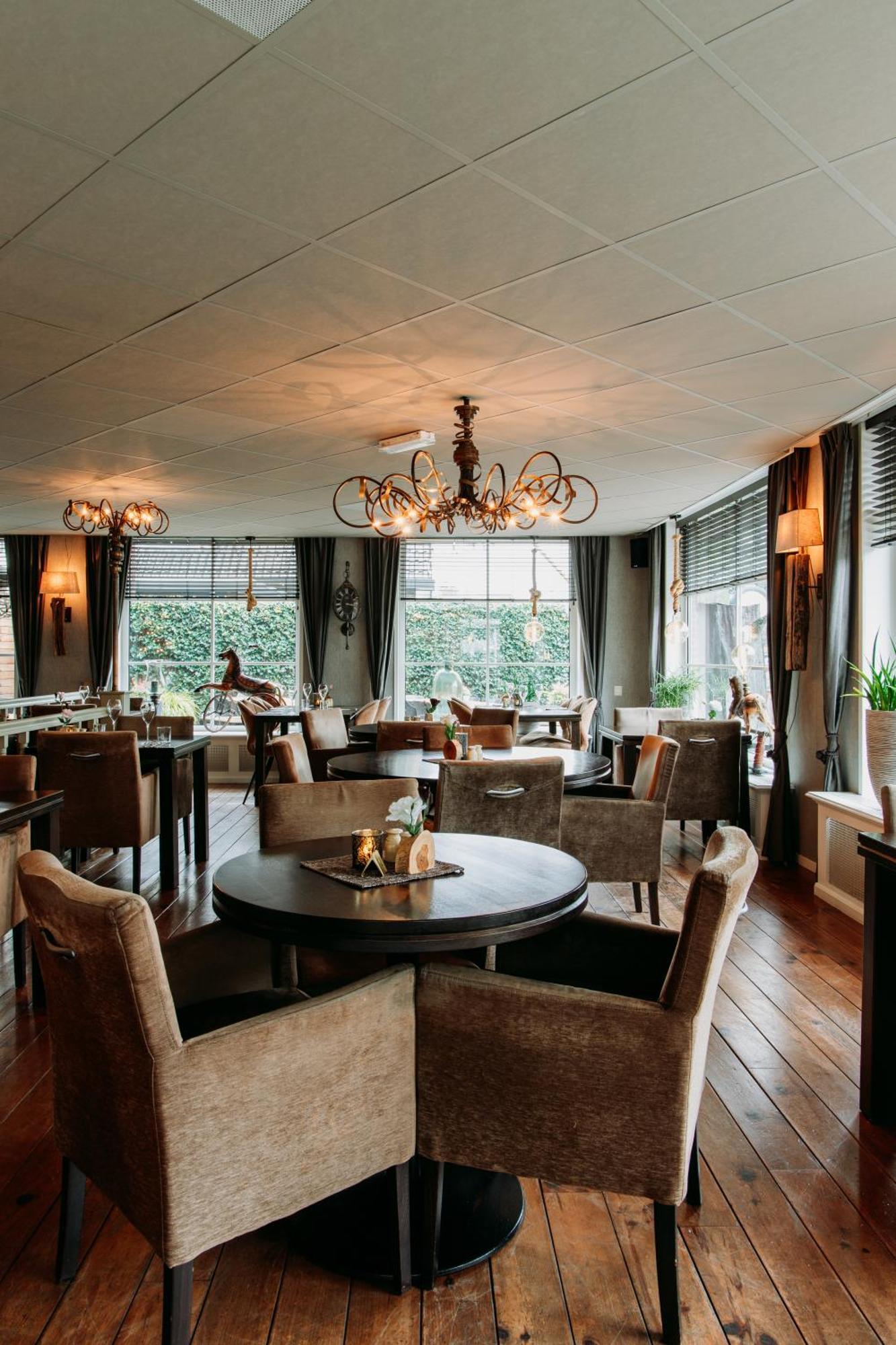 De Stobbe Hotel & Suites Ruinen Екстер'єр фото